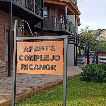 Aparts Complejo Ricanor El Chalten Eksteriør bilde